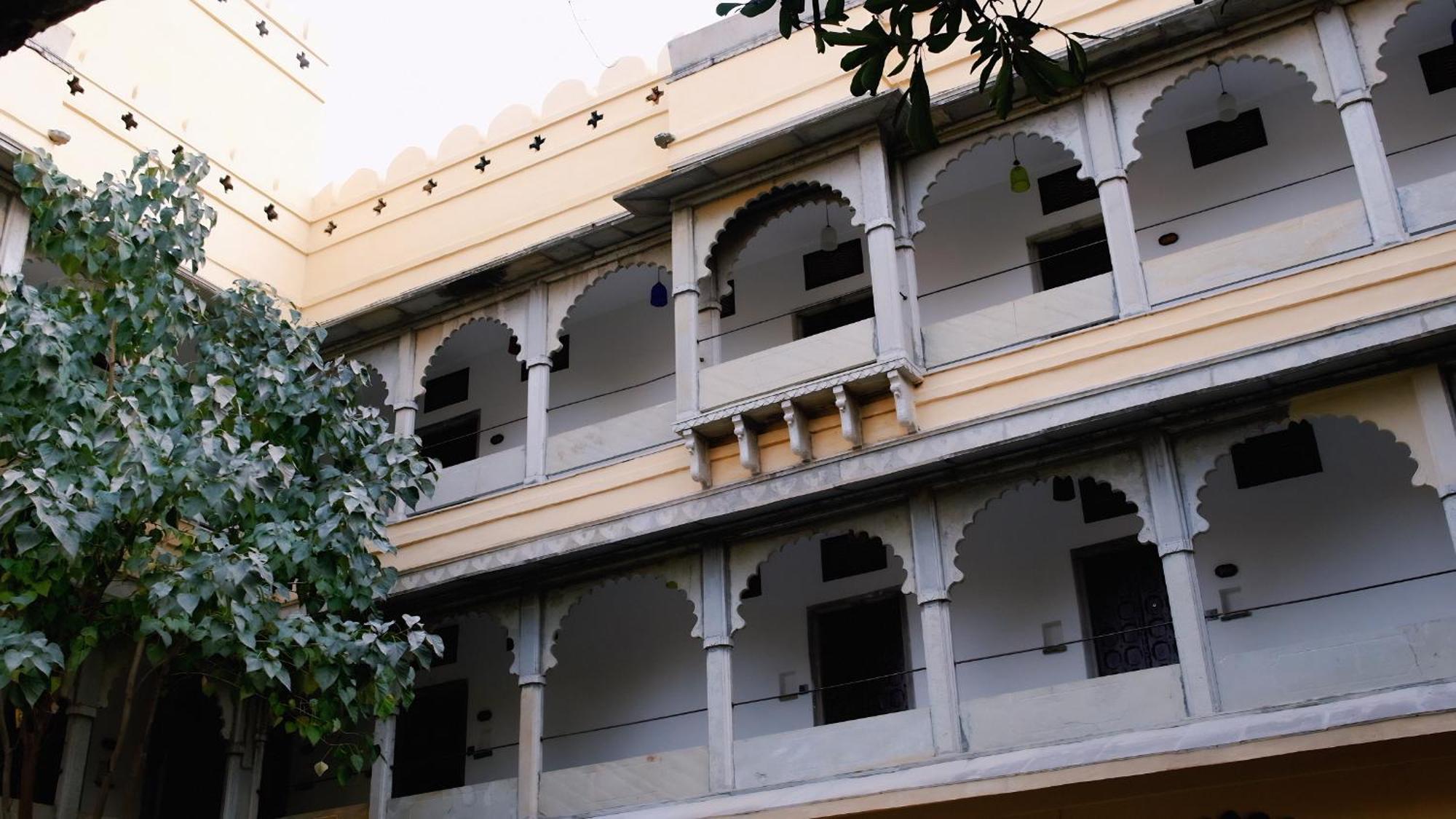 The Fern Bambora Fort, Bambora, Удайпур Екстериор снимка